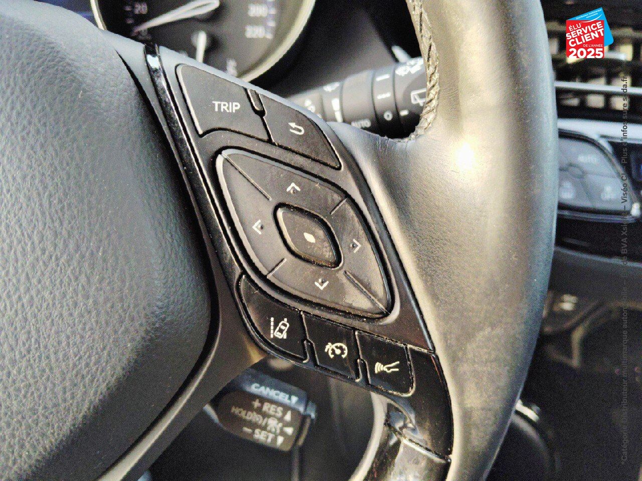 Véhicule d'occasion TOYOTA C-HR 122H GRAPHIC 2WD E-CVT chez Toyota Verdun