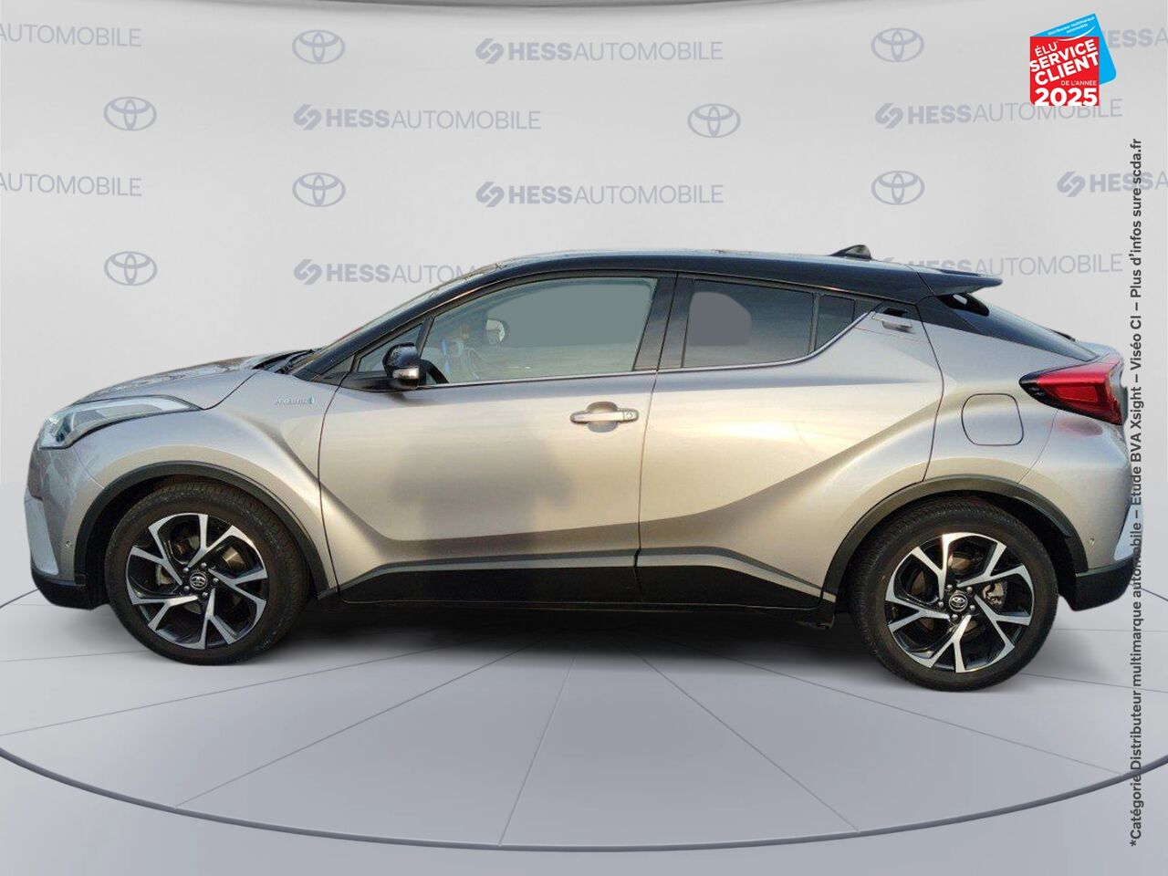 Véhicule d'occasion TOYOTA C-HR 122H GRAPHIC 2WD E-CVT chez Toyota Verdun