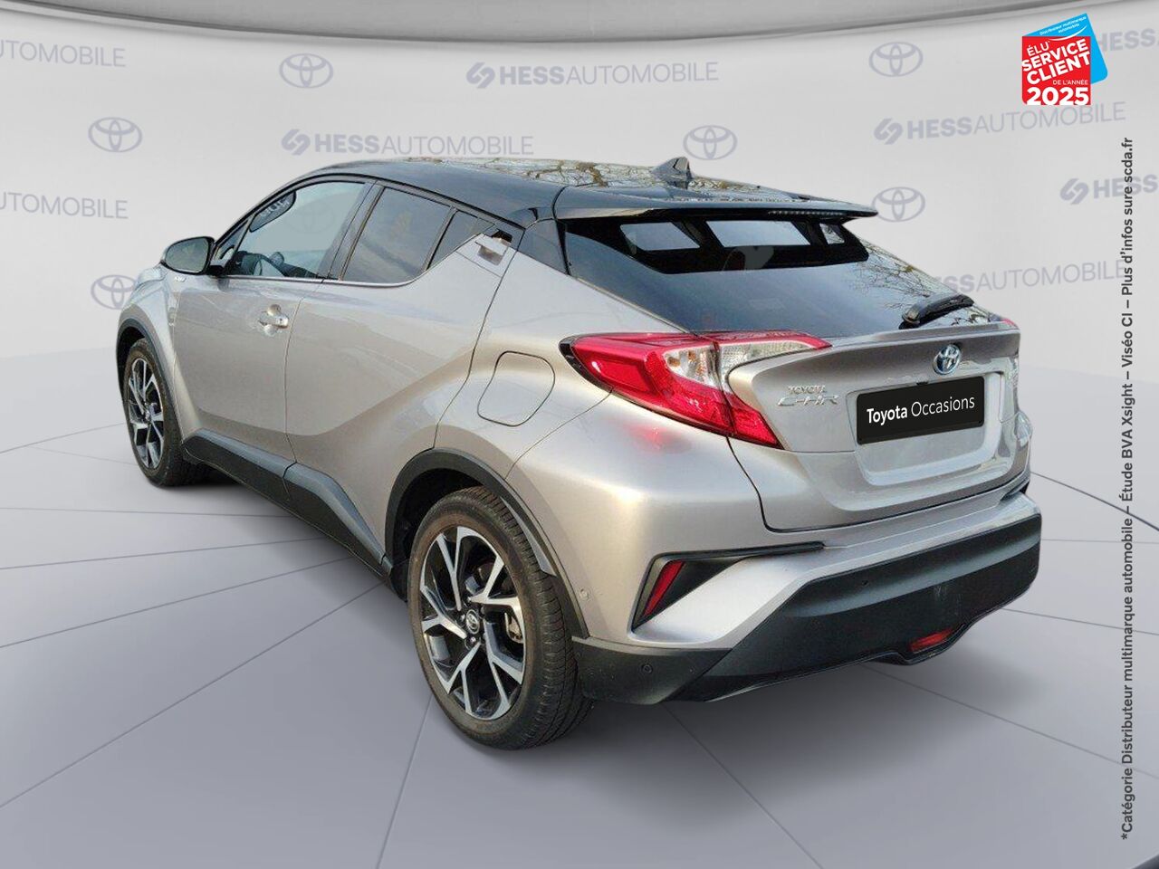 Véhicule d'occasion TOYOTA C-HR 122H GRAPHIC 2WD E-CVT chez Toyota Verdun