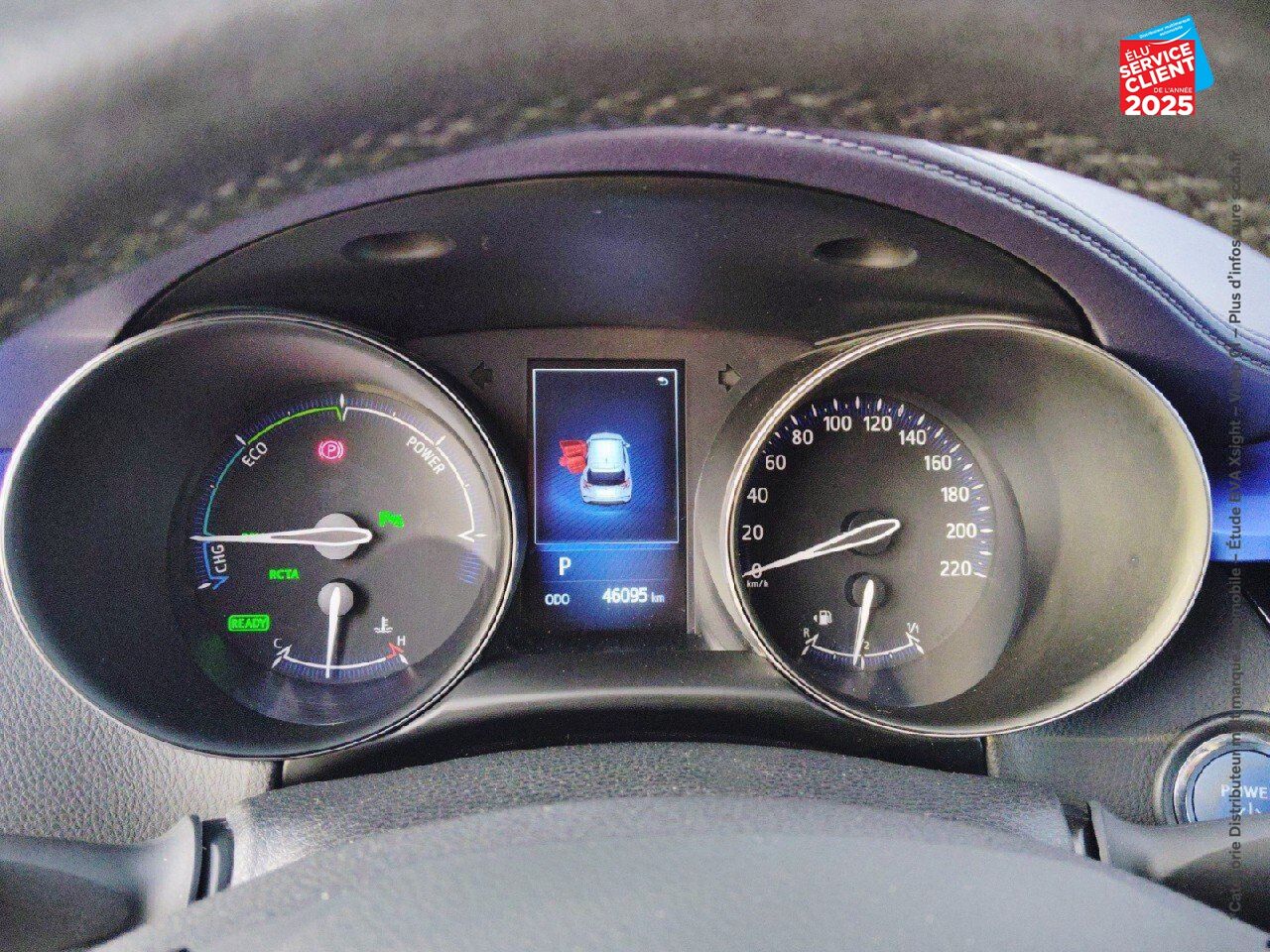 Véhicule d'occasion TOYOTA C-HR 122H GRAPHIC 2WD E-CVT chez Toyota Verdun