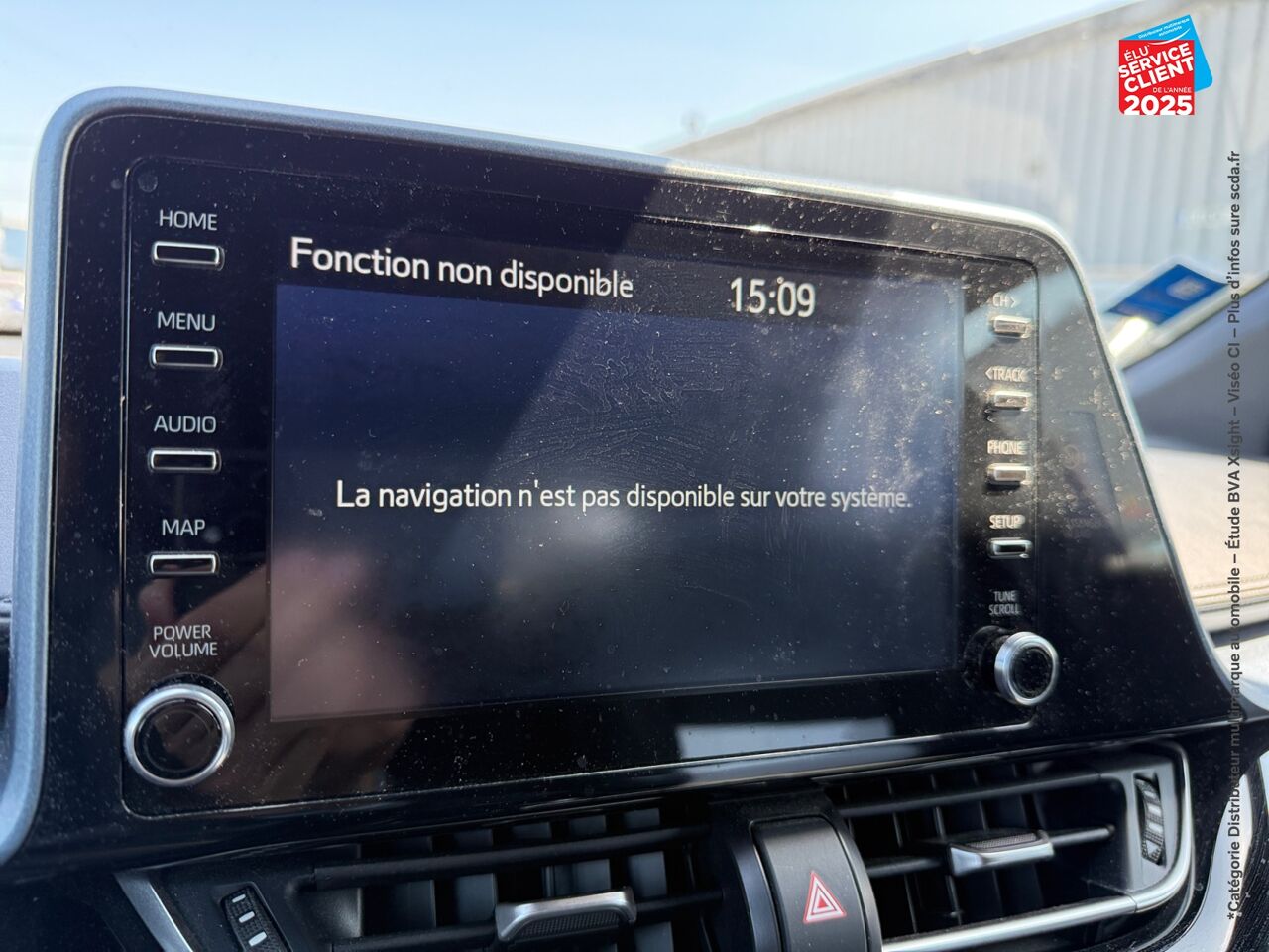 Véhicule d'occasion TOYOTA C-HR 122H EDITION 2WD E-CVT MY20 chez Toyota Saint Dizier