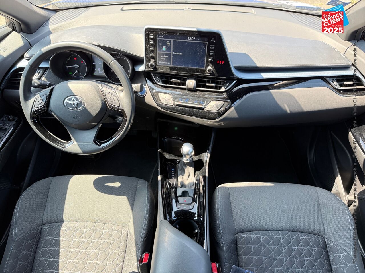 Véhicule d'occasion TOYOTA C-HR 122H EDITION 2WD E-CVT MY20 chez Toyota Saint Dizier