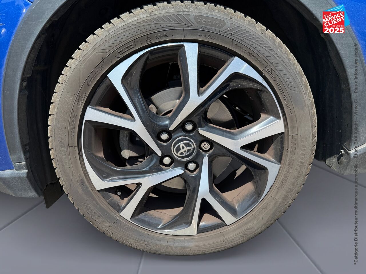 Véhicule d'occasion TOYOTA C-HR 122H EDITION 2WD E-CVT MY20 chez Toyota Saint Dizier