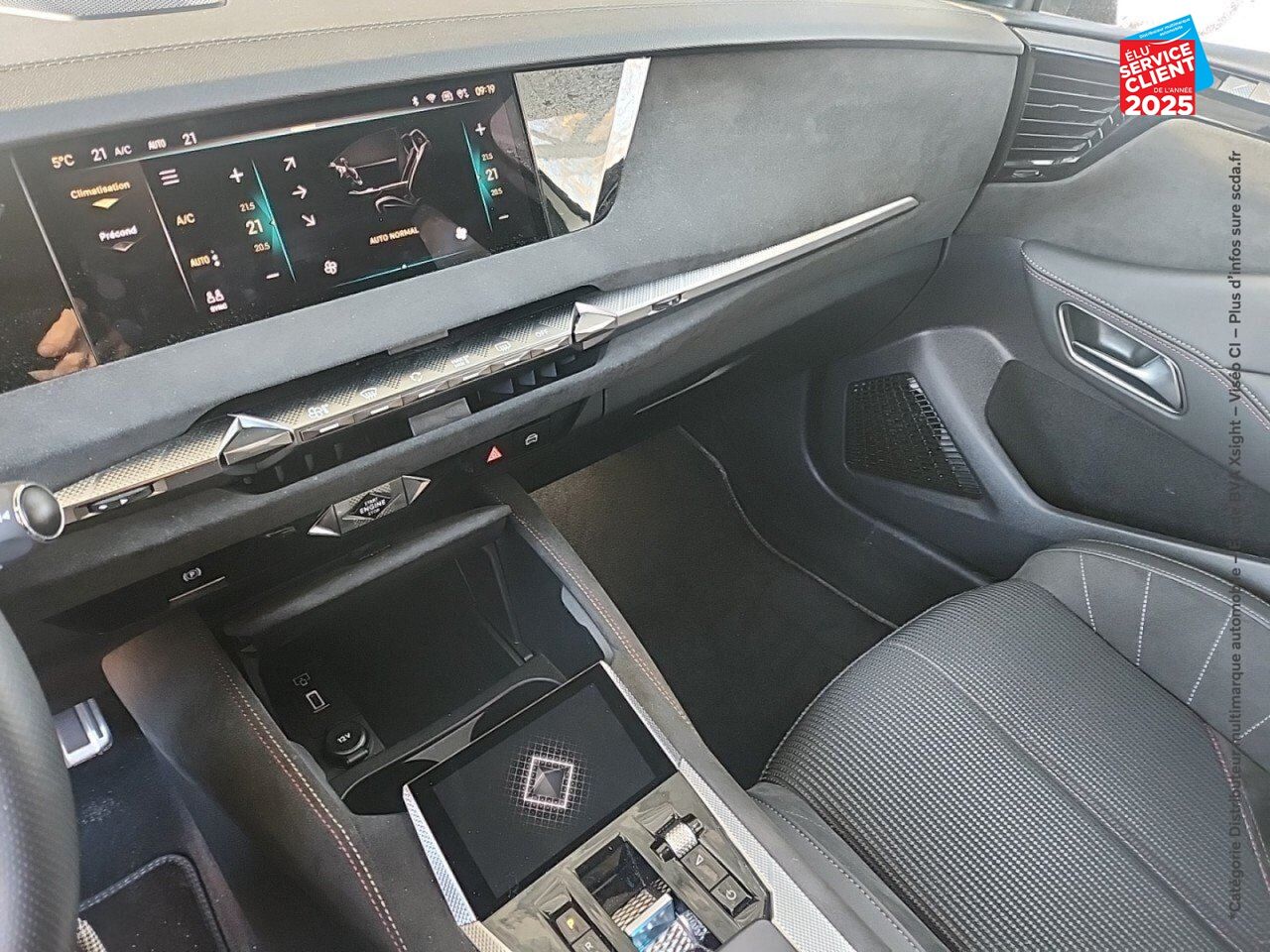 Véhicule d'occasion DS DS 4 E-TENSE 225CH PERFORMANCE LINE + GPS chez Toyota Sarreguemines