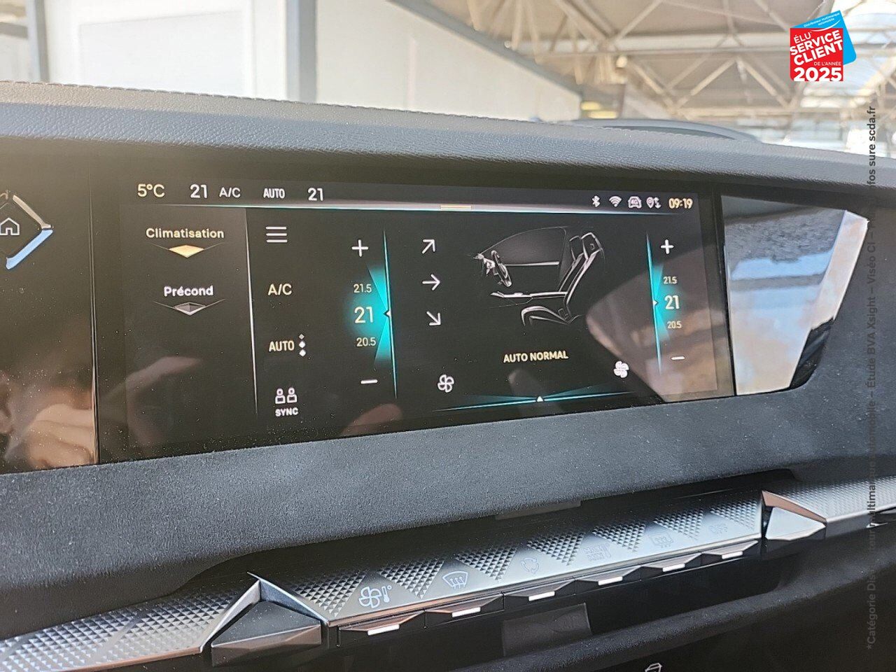 Véhicule d'occasion DS DS 4 E-TENSE 225CH PERFORMANCE LINE + GPS chez Toyota Sarreguemines