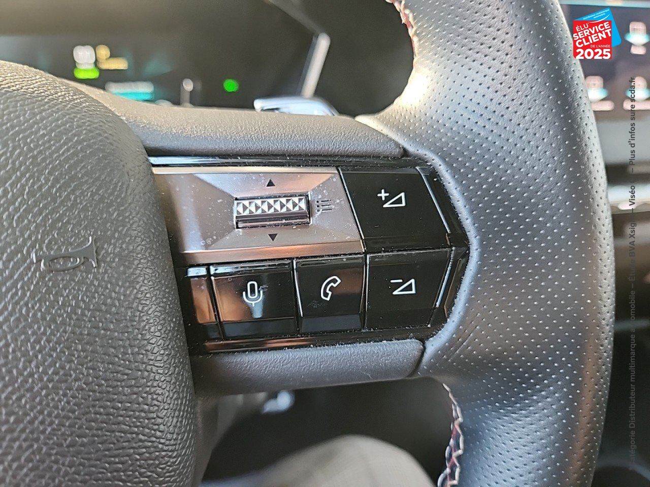 Véhicule d'occasion DS DS 4 E-TENSE 225CH PERFORMANCE LINE + GPS chez Toyota Sarreguemines