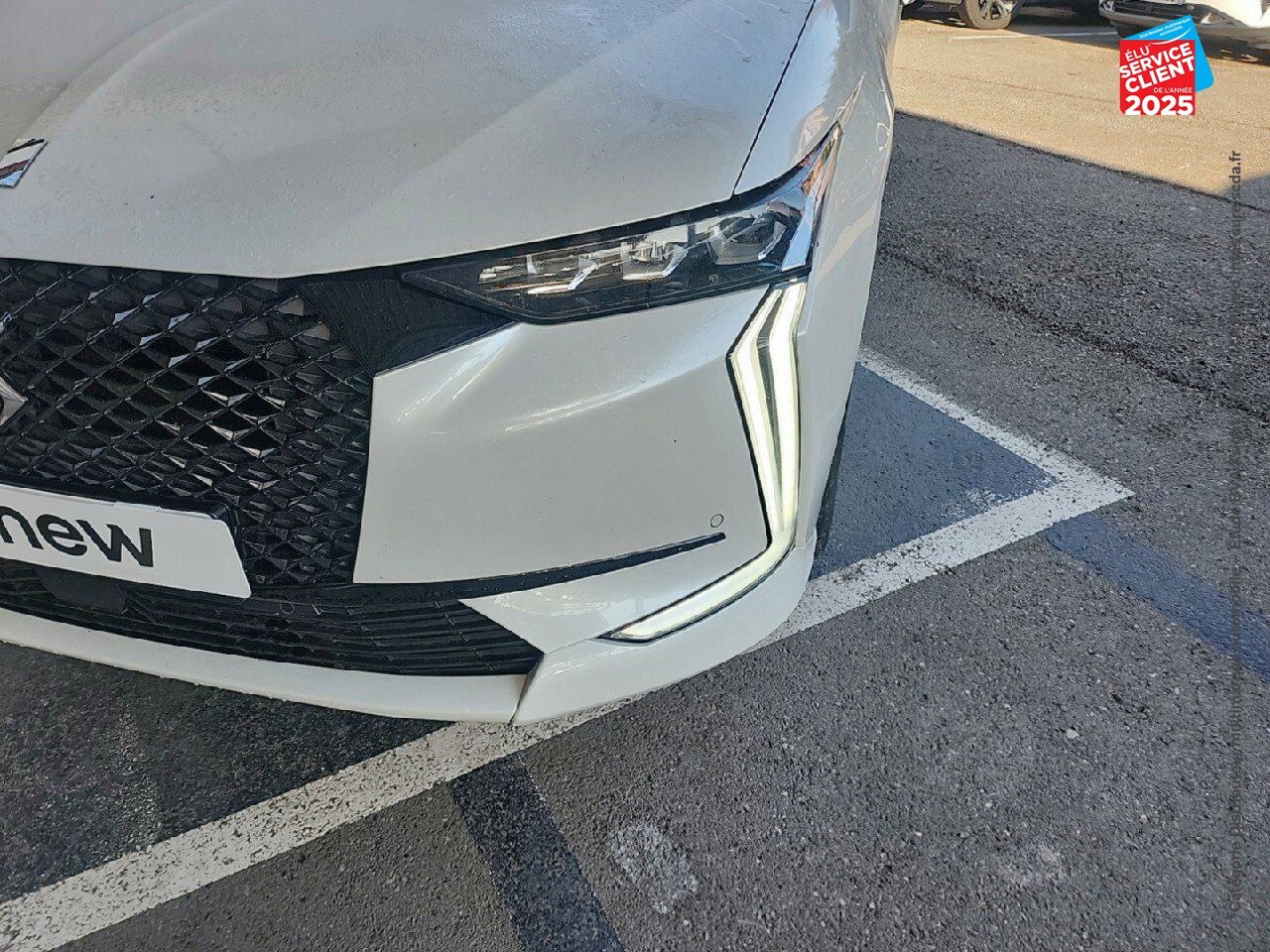 Véhicule d'occasion DS DS 4 E-TENSE 225CH PERFORMANCE LINE + GPS chez Toyota Sarreguemines