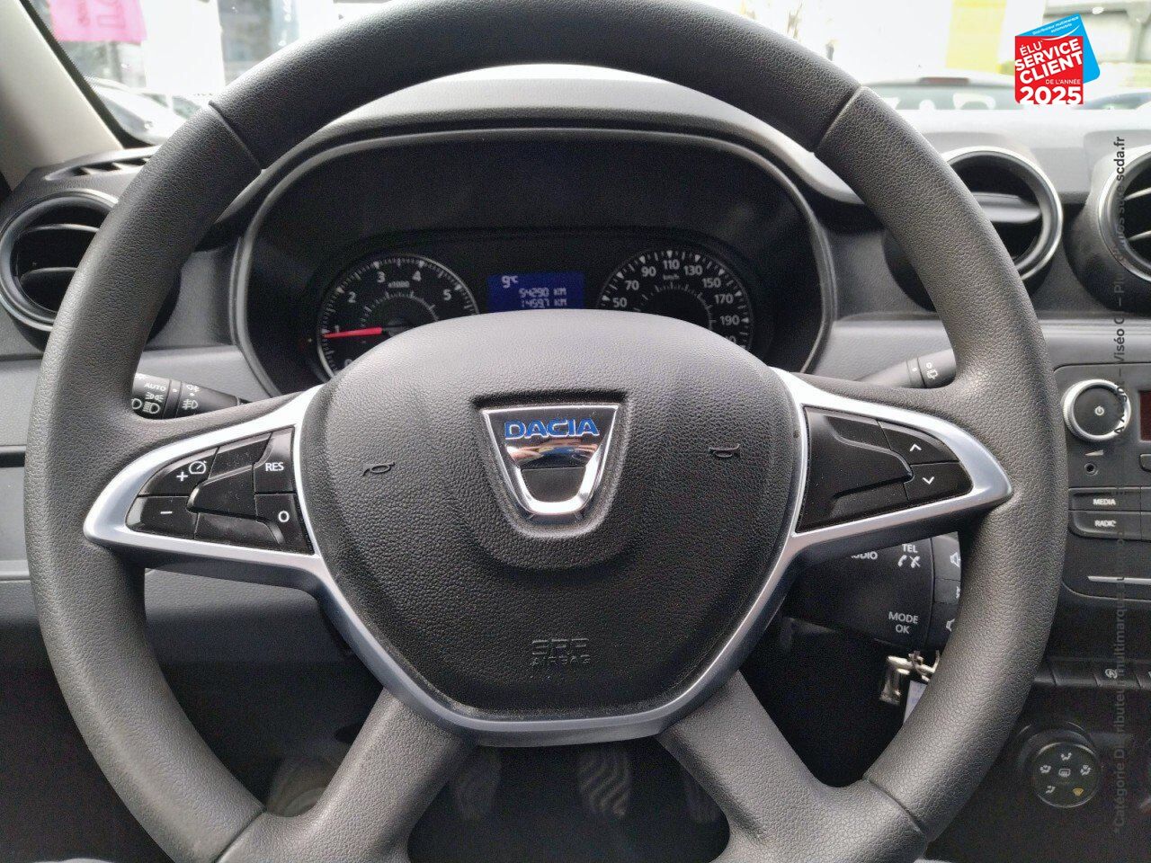 Véhicule d'occasion DACIA DUSTER 1.0 ECO-G 100CH ESSENTIEL 4X2 - E6U chez Renault Sélestat
