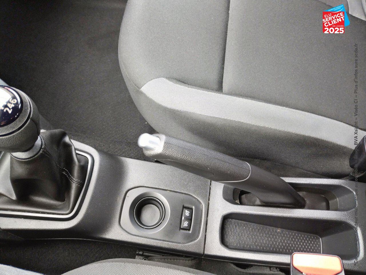 Véhicule d'occasion DACIA DUSTER 1.0 ECO-G 100CH ESSENTIEL 4X2 - E6U chez Renault Sélestat