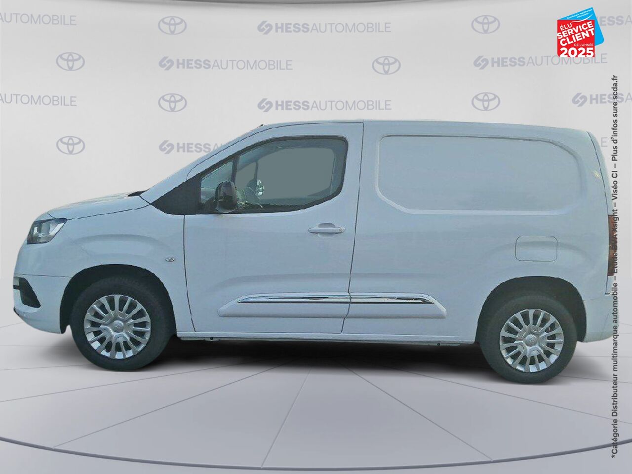 Véhicule d'occasion TOYOTA PROACE CITY MEDIUM 100 D-4D BUSINESS RC23 CAMERA chez Toyota Bar le Duc