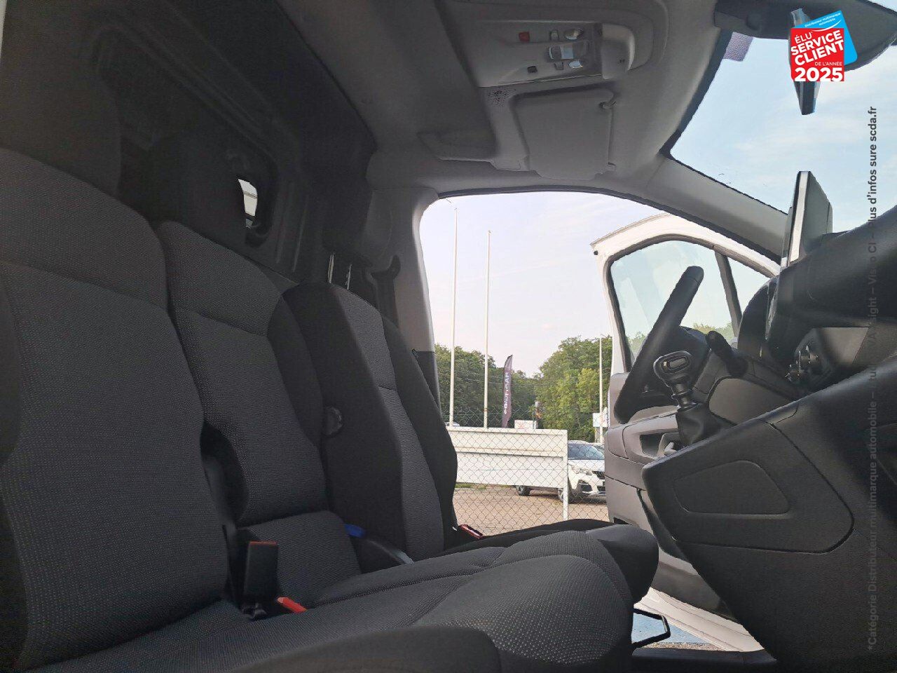 Véhicule d'occasion TOYOTA PROACE CITY MEDIUM 100 D-4D BUSINESS RC23 CAMERA chez Toyota Bar le Duc