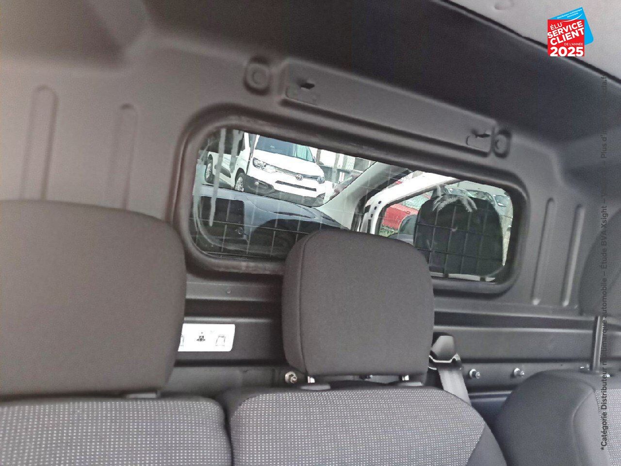 Véhicule d'occasion TOYOTA PROACE CITY MEDIUM 100 D-4D BUSINESS RC23 CAMERA chez Toyota Bar le Duc