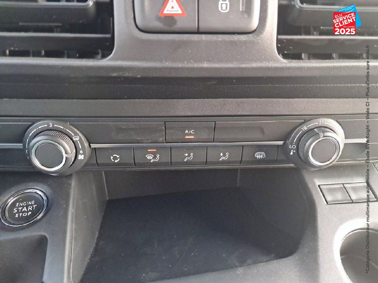 Véhicule d'occasion TOYOTA PROACE CITY MEDIUM 100 D-4D BUSINESS RC23 CAMERA chez Toyota Bar le Duc