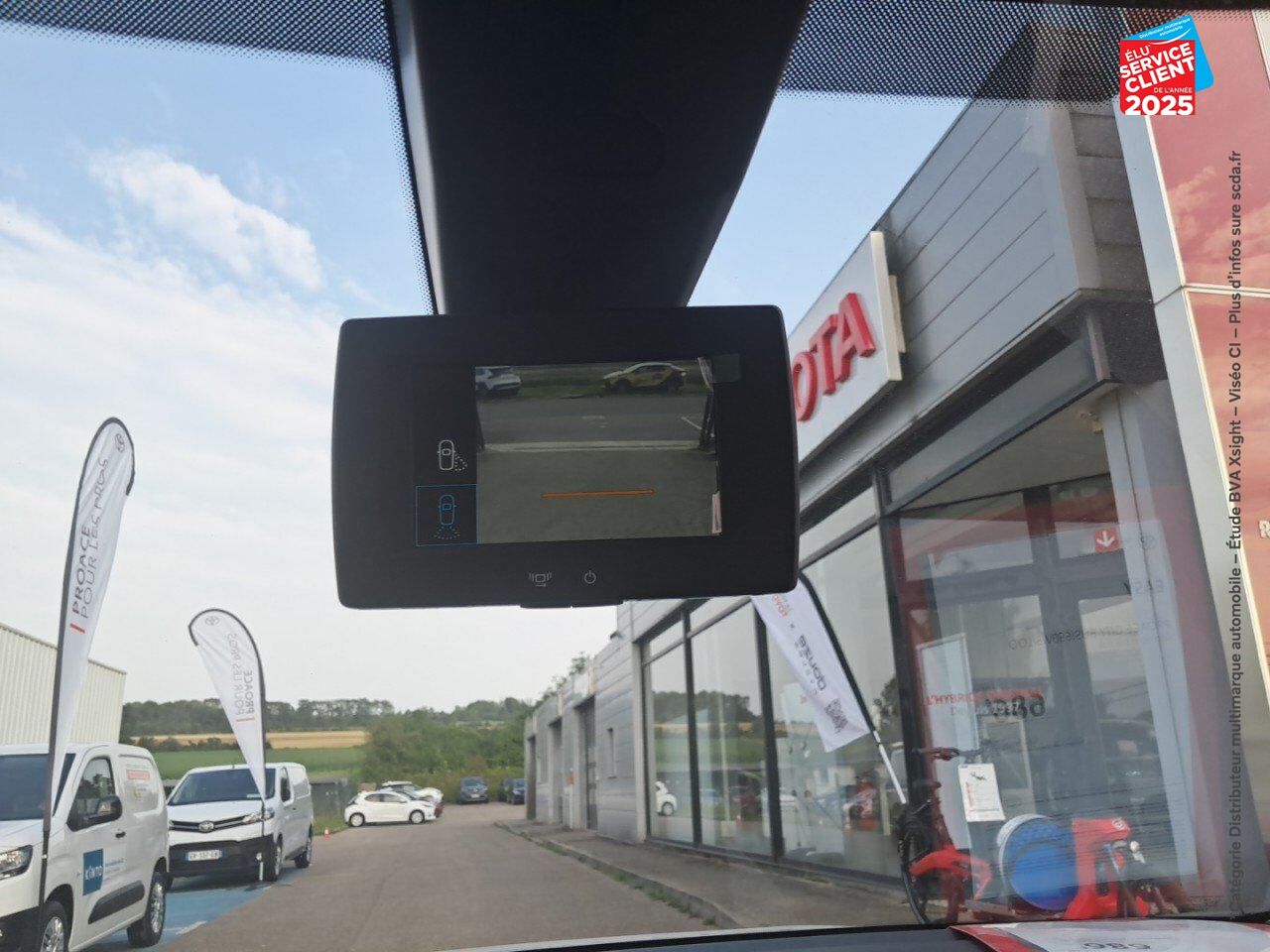 Véhicule d'occasion TOYOTA PROACE CITY MEDIUM 100 D-4D BUSINESS RC23 CAMERA chez Toyota Bar le Duc