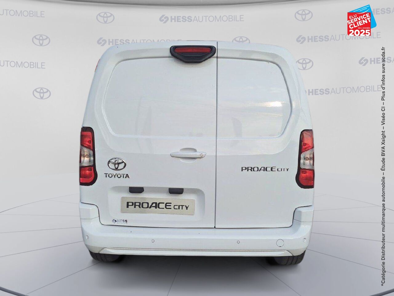 Véhicule d'occasion TOYOTA PROACE CITY MEDIUM 100 D-4D BUSINESS RC23 CAMERA chez Toyota Bar le Duc