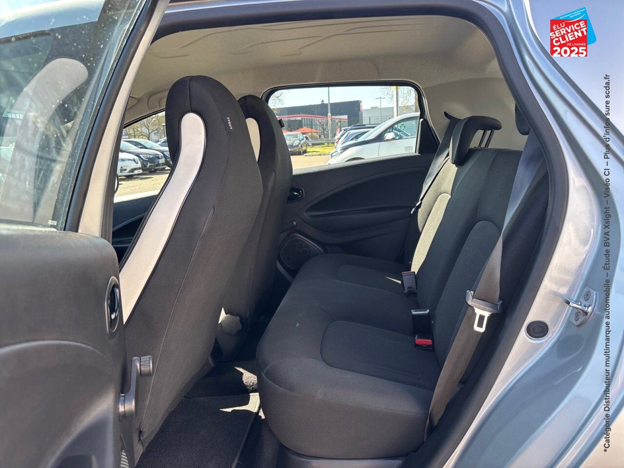 Véhicule d'occasion RENAULT ZOE LIFE CHARGE NORMALE R110 ACHAT INTEGRAL 4CV chez Renault Colmar