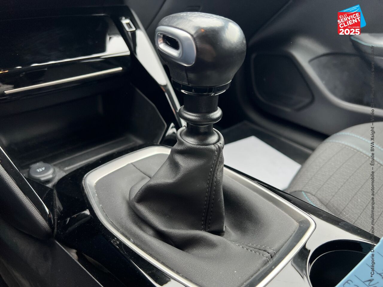 Véhicule d'occasion PEUGEOT 208 1.2 PURETECH 100CH SS ALLURE 118G chez Peugeot Hirson