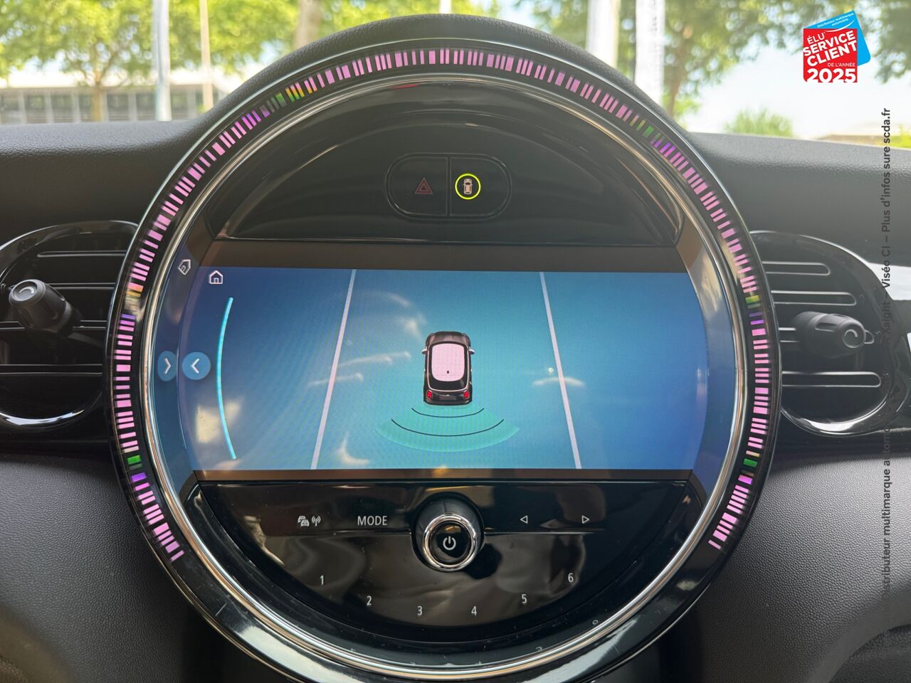 Véhicule d'occasion MINI MINI COOPER S 178CH BVA7 TOUVRANT SIEGES CHAUF GPS RADAR AR CARPLAY chez Hyundai Epernay