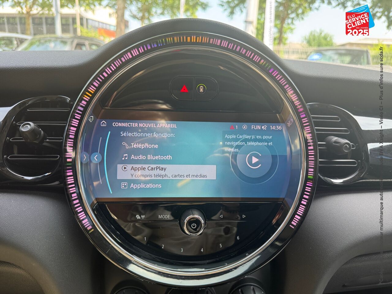 Véhicule d'occasion MINI MINI COOPER S 178CH BVA7 TOUVRANT SIEGES CHAUF GPS RADAR AR CARPLAY chez Hyundai Epernay