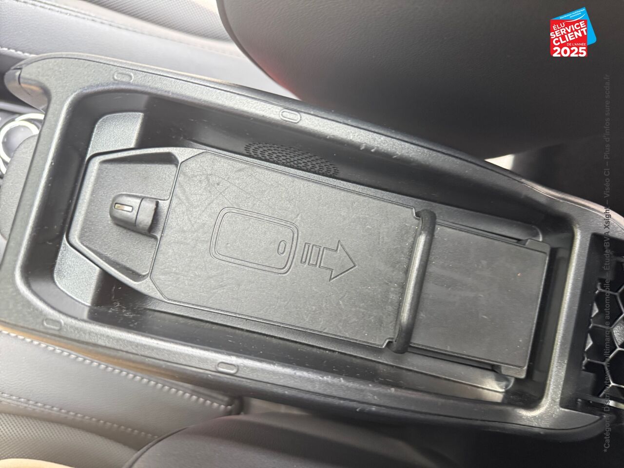 Véhicule d'occasion MINI MINI COOPER S 178CH BVA7 TOUVRANT SIEGES CHAUF GPS RADAR AR CARPLAY chez Hyundai Epernay
