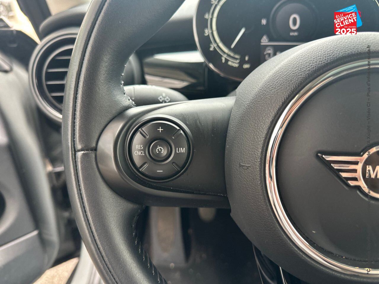 Véhicule d'occasion MINI MINI COOPER 136CH EDITION GREENWICH chez BMW Pontarlier