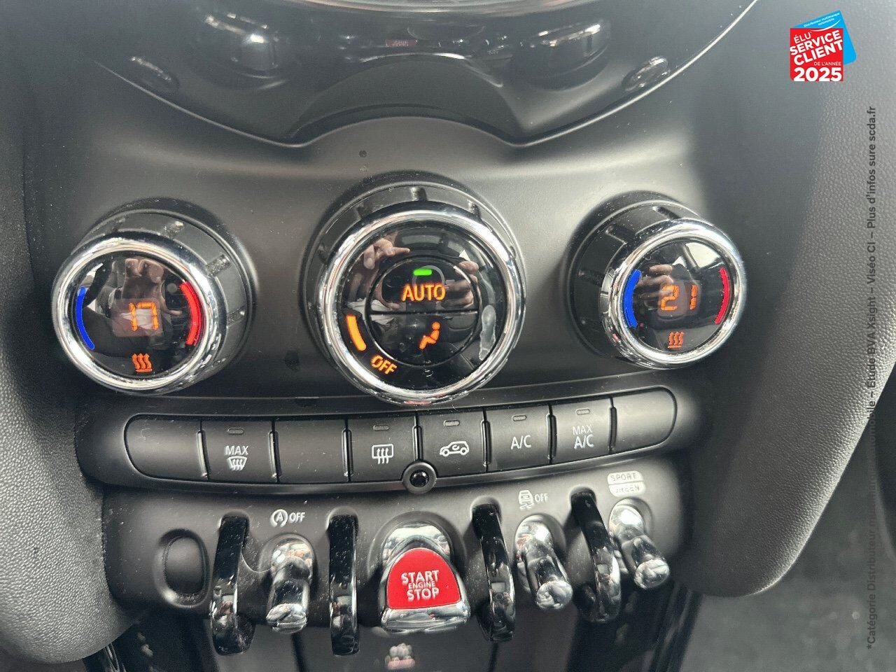 Véhicule d'occasion MINI MINI COOPER 136CH EDITION GREENWICH chez BMW Pontarlier