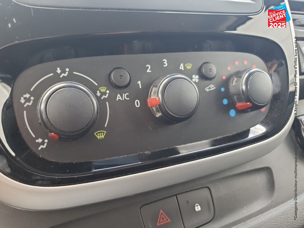 Véhicule d'occasion RENAULT TRAFIC FG L1H1 1000 1.6 DCI 120CH CONFORT EURO6 GPS chez Toyota Saint Dizier