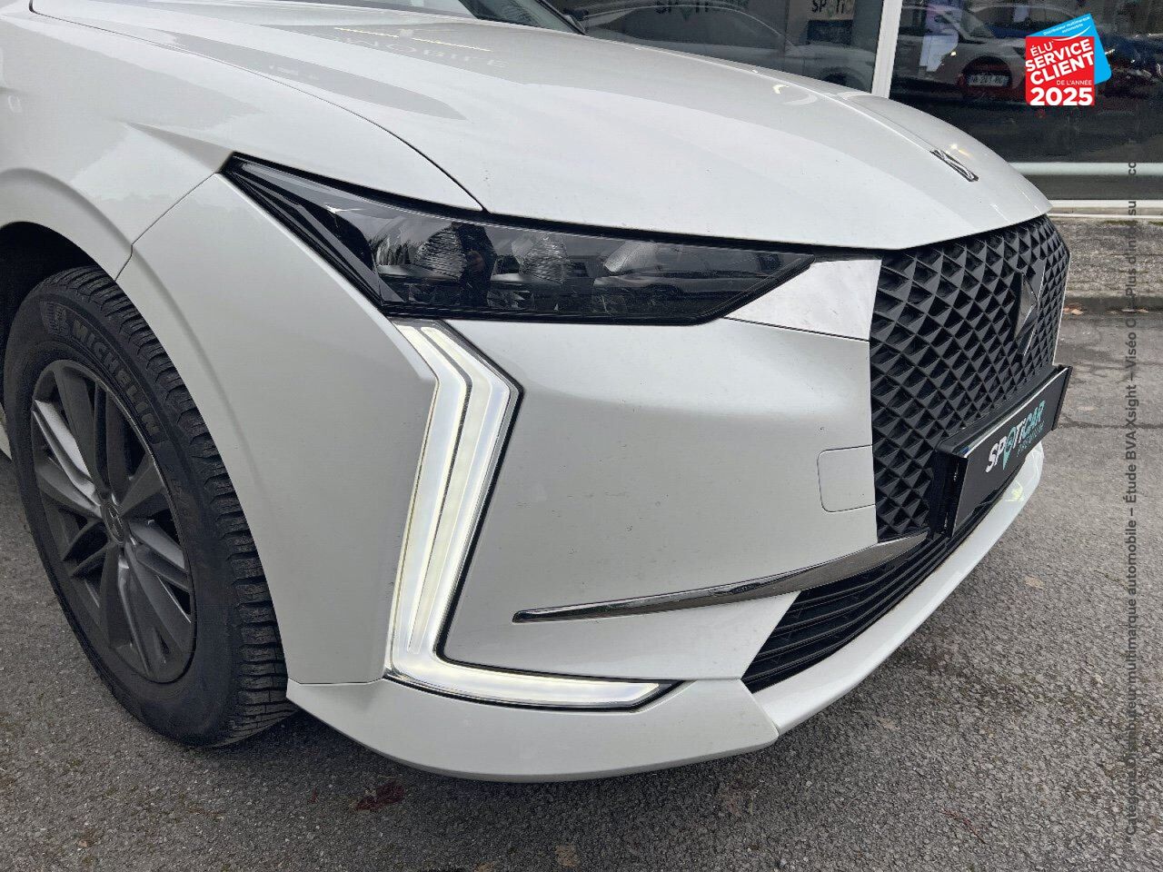 Véhicule d'occasion DS DS 4 BLUEHDI 130CH BASTILLE AUTOMATIQUE CARPLAY chez BMW Besançon