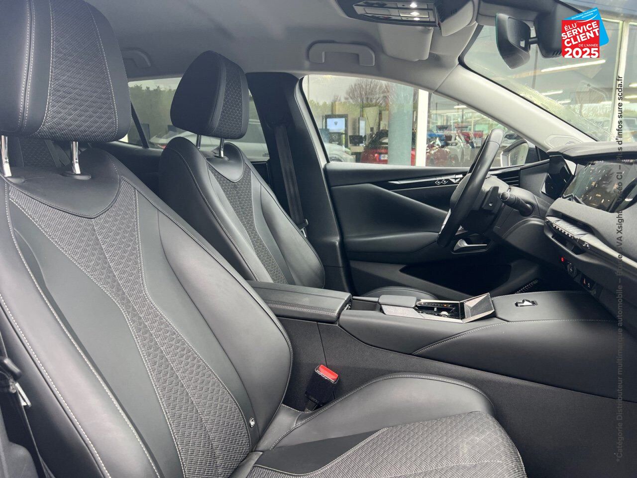 Véhicule d'occasion DS DS 4 BLUEHDI 130CH BASTILLE AUTOMATIQUE CARPLAY chez BMW Besançon