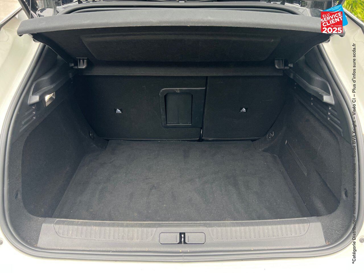 Véhicule d'occasion DS DS 4 BLUEHDI 130CH BASTILLE AUTOMATIQUE CARPLAY chez BMW Besançon