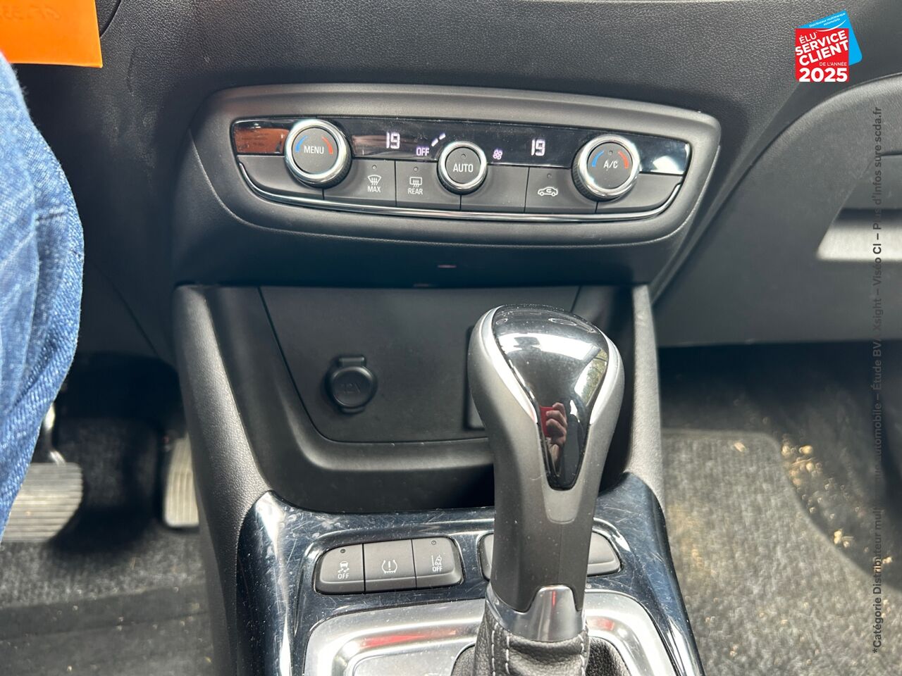 Véhicule d'occasion OPEL CROSSLAND 1.2 TURBO 130CH ELEGANCE BUSINESS BVA chez Renault Saint-Louis