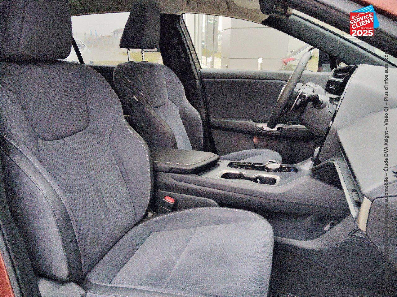 Véhicule d'occasion LEXUS RZ 450E EXECUTIVE TPANO SIEGES CHAUF/VENTIL VOLANT CHAUF GPS CAMERA chez BMW Pontarlier