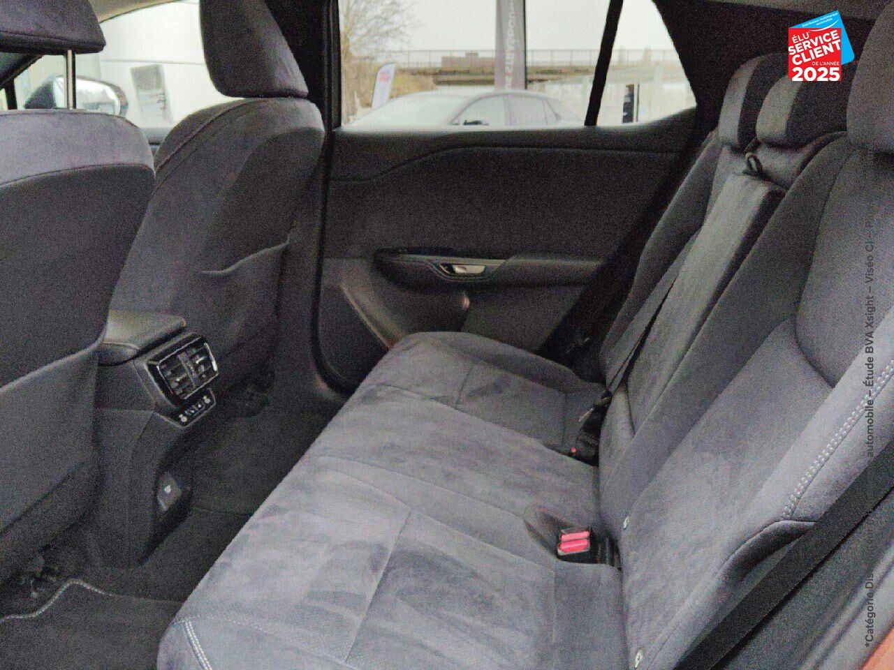 Véhicule d'occasion LEXUS RZ 450E EXECUTIVE TPANO SIEGES CHAUF/VENTIL VOLANT CHAUF GPS CAMERA chez BMW Pontarlier