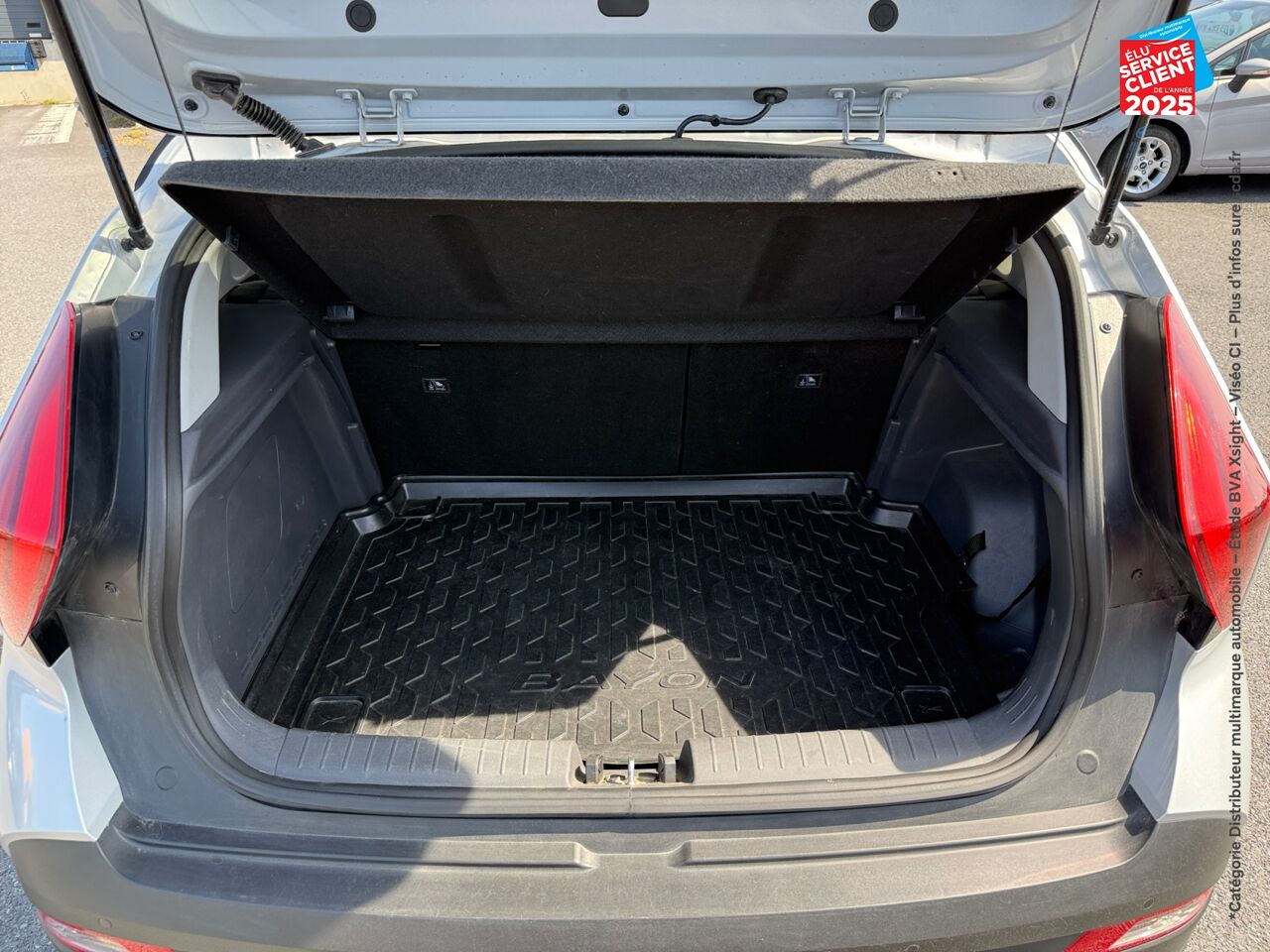 Véhicule d'occasion HYUNDAI BAYON 1.0 T-GDI 100CH HYBRID 48V CREATIVE CAMERA chez Hyundai Reims