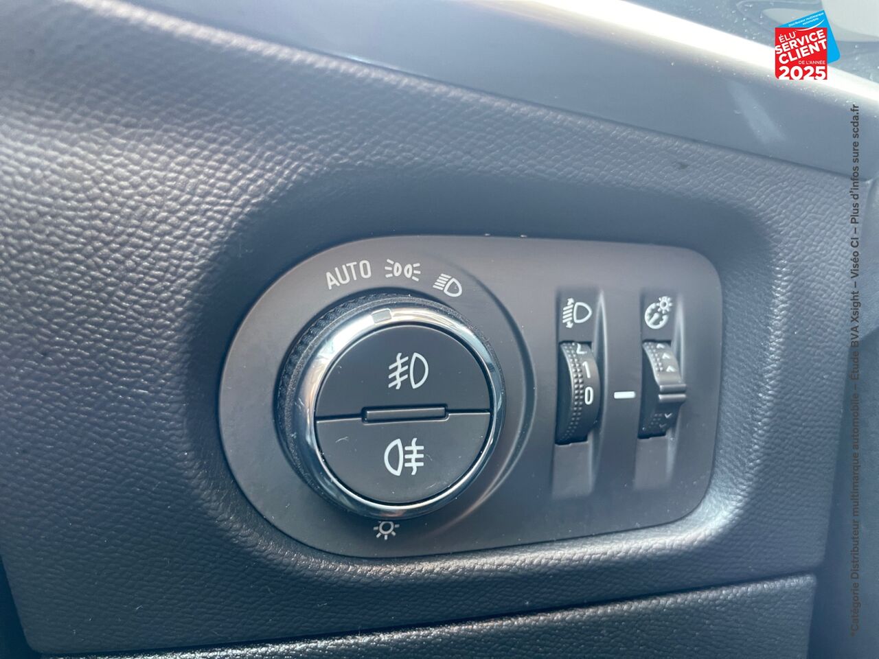 Véhicule d'occasion OPEL MOKKA 1.2 TURBO 130CH ELEGANCE CAMERA CARPLAY chez Toyota Bar le Duc