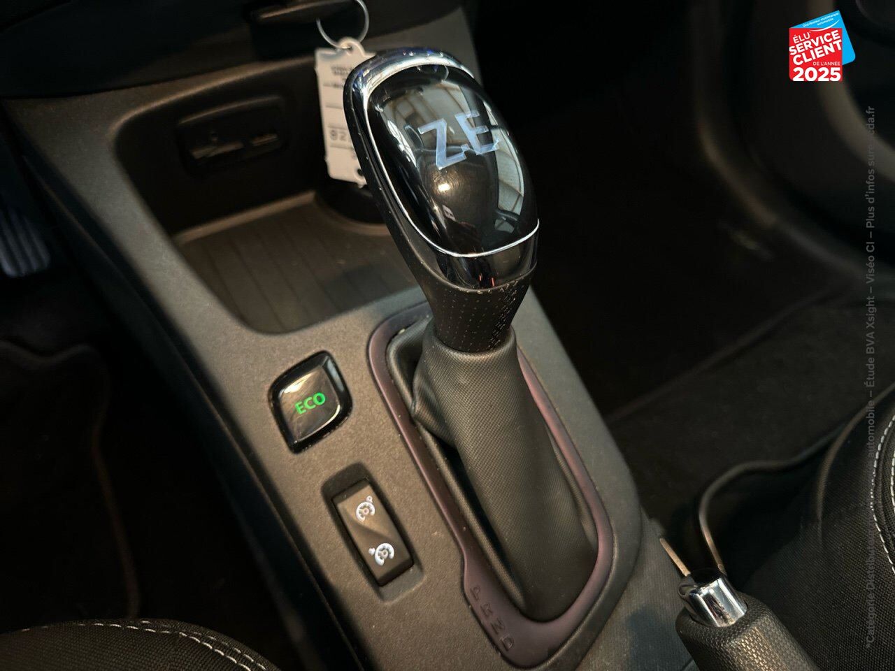 Véhicule d'occasion RENAULT ZOE STAR WARS CHARGE NORMALE R90 chez Opel Verdun