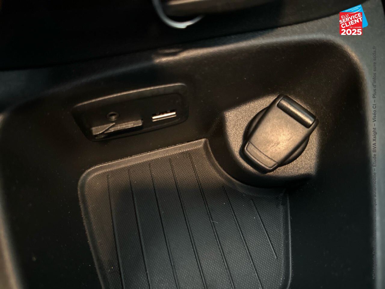 Véhicule d'occasion RENAULT ZOE STAR WARS CHARGE NORMALE R90 chez Opel Verdun