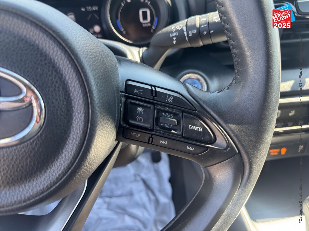 Véhicule d'occasion TOYOTA YARIS 116H DESIGN 5P MY22 CAMERA CARPLAY chez Dacia Belfort