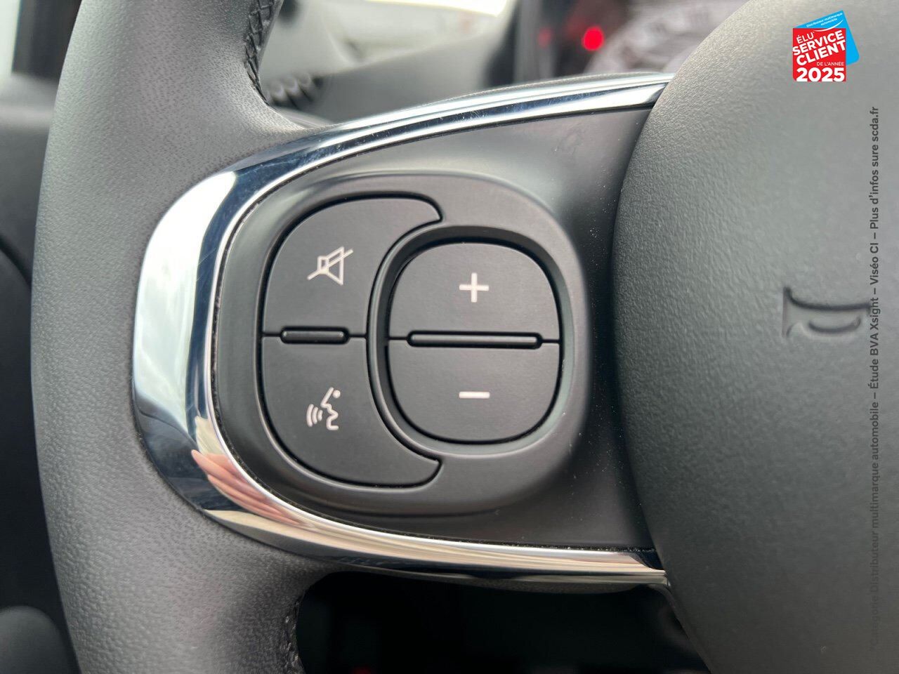 Véhicule d'occasion FIAT 500C 1.0 70CH BSG S/S PACK CONFORT chez Opel Saint-Dizier