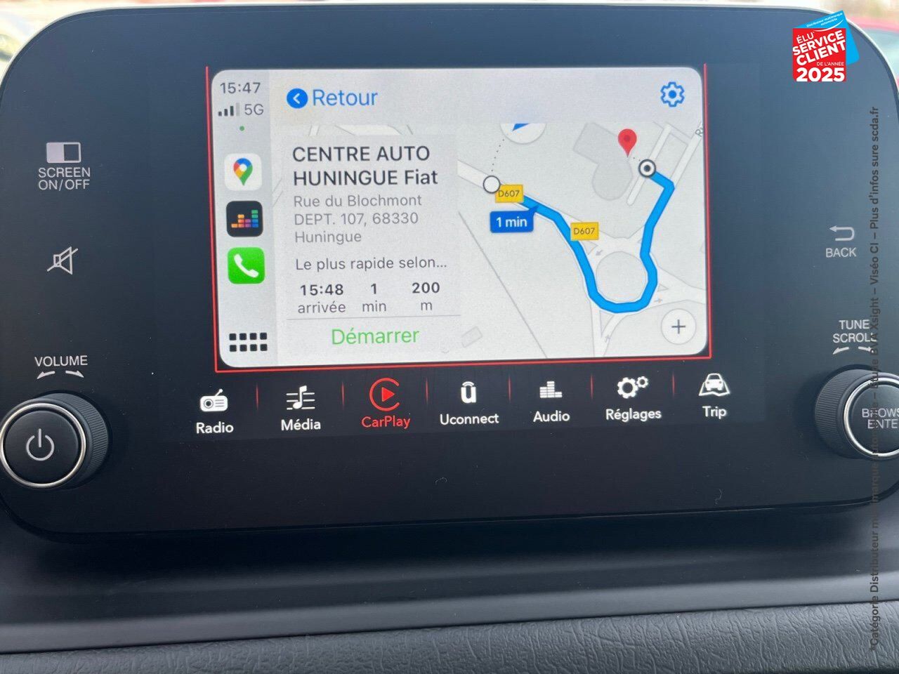 Véhicule d'occasion FIAT TIPO CROSS 1.5 FIREFLY TURBO 130CH S/S RED HYBRID DCT7 MY22 CARPLAY chez Toyota Thionville