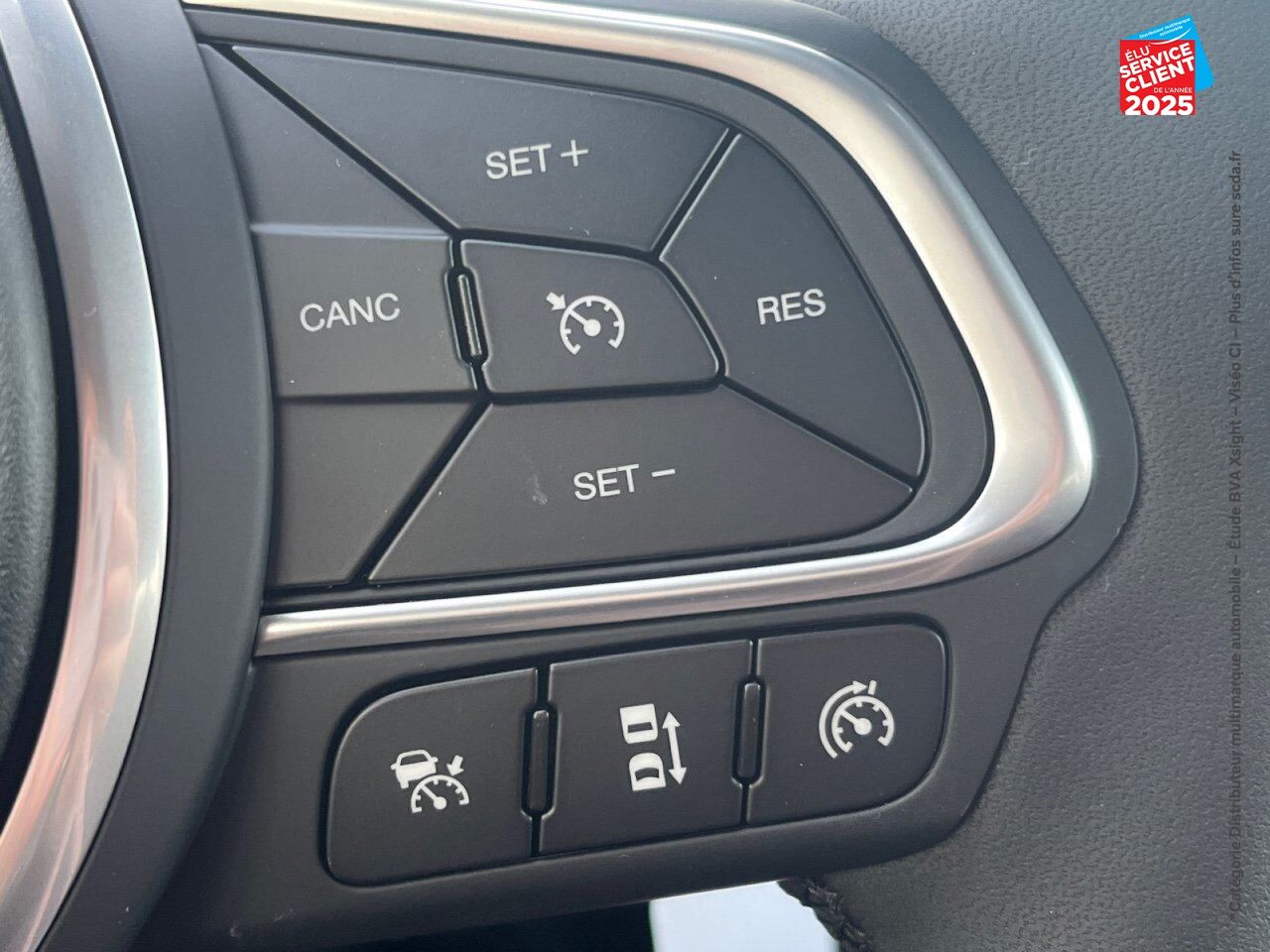 Véhicule d'occasion FIAT TIPO CROSS 1.5 FIREFLY TURBO 130CH S/S RED HYBRID DCT7 MY22 CARPLAY chez Toyota Thionville