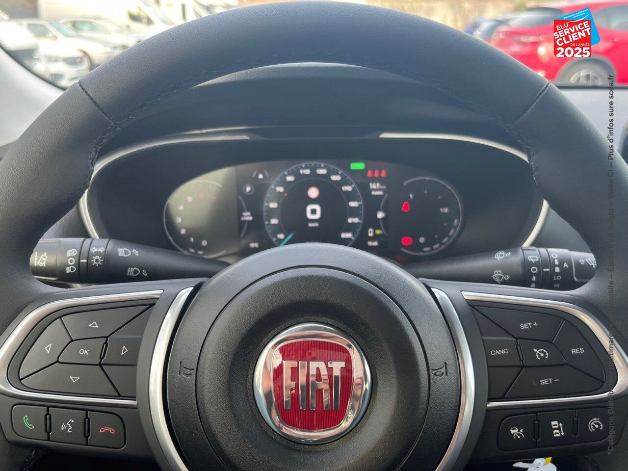 Véhicule d'occasion FIAT TIPO CROSS 1.5 FIREFLY TURBO 130CH S/S RED HYBRID DCT7 MY22 CARPLAY chez Toyota Thionville