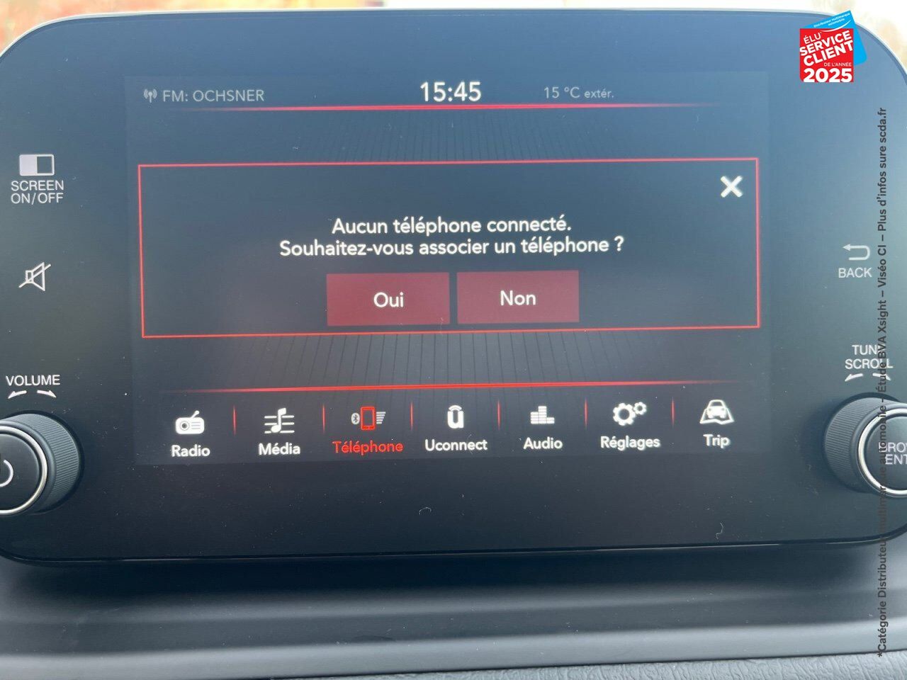 Véhicule d'occasion FIAT TIPO CROSS 1.5 FIREFLY TURBO 130CH S/S RED HYBRID DCT7 MY22 CARPLAY chez Toyota Thionville