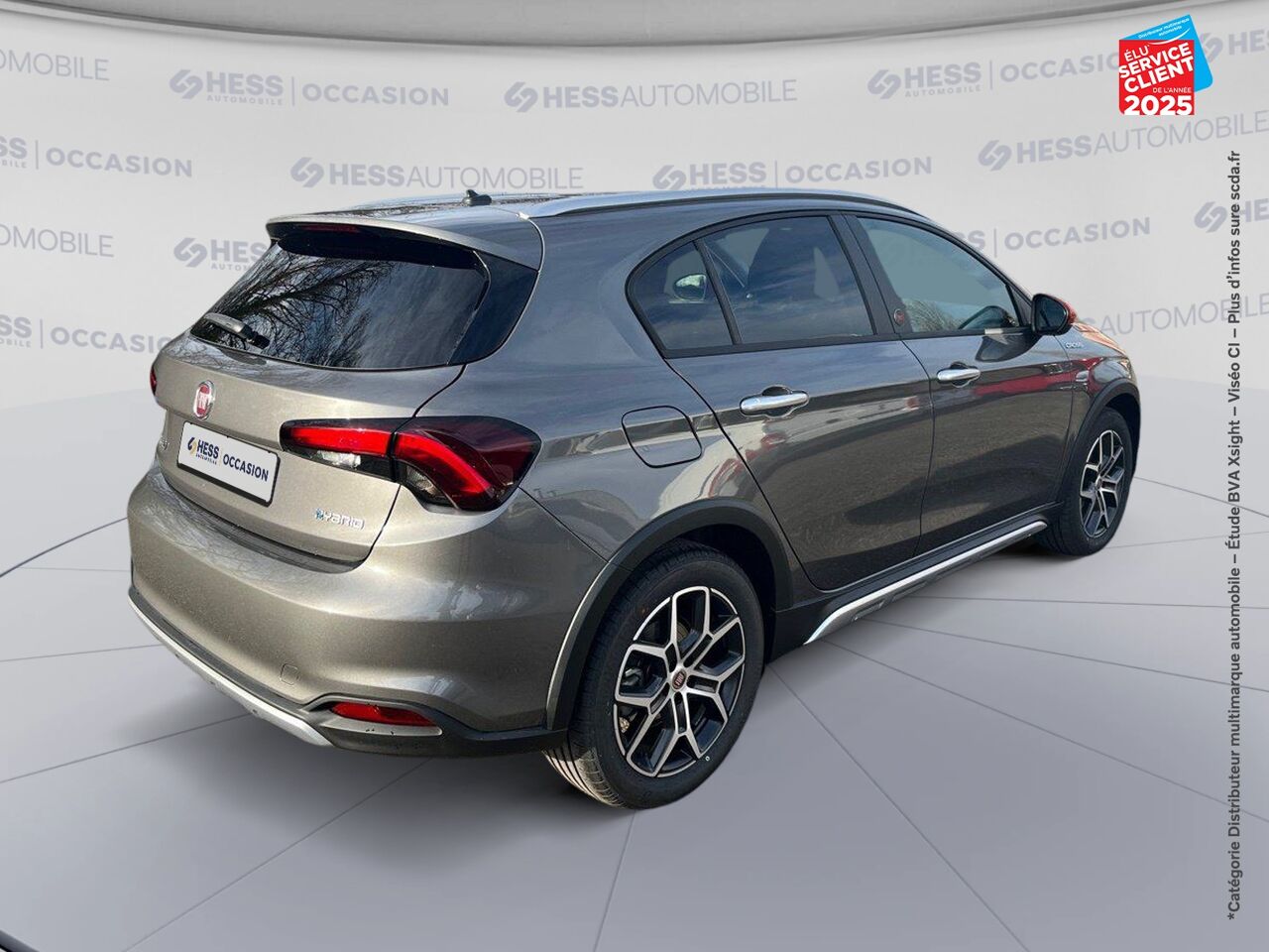 Véhicule d'occasion FIAT TIPO CROSS 1.5 FIREFLY TURBO 130CH S/S RED HYBRID DCT7 MY22 CARPLAY chez Toyota Thionville