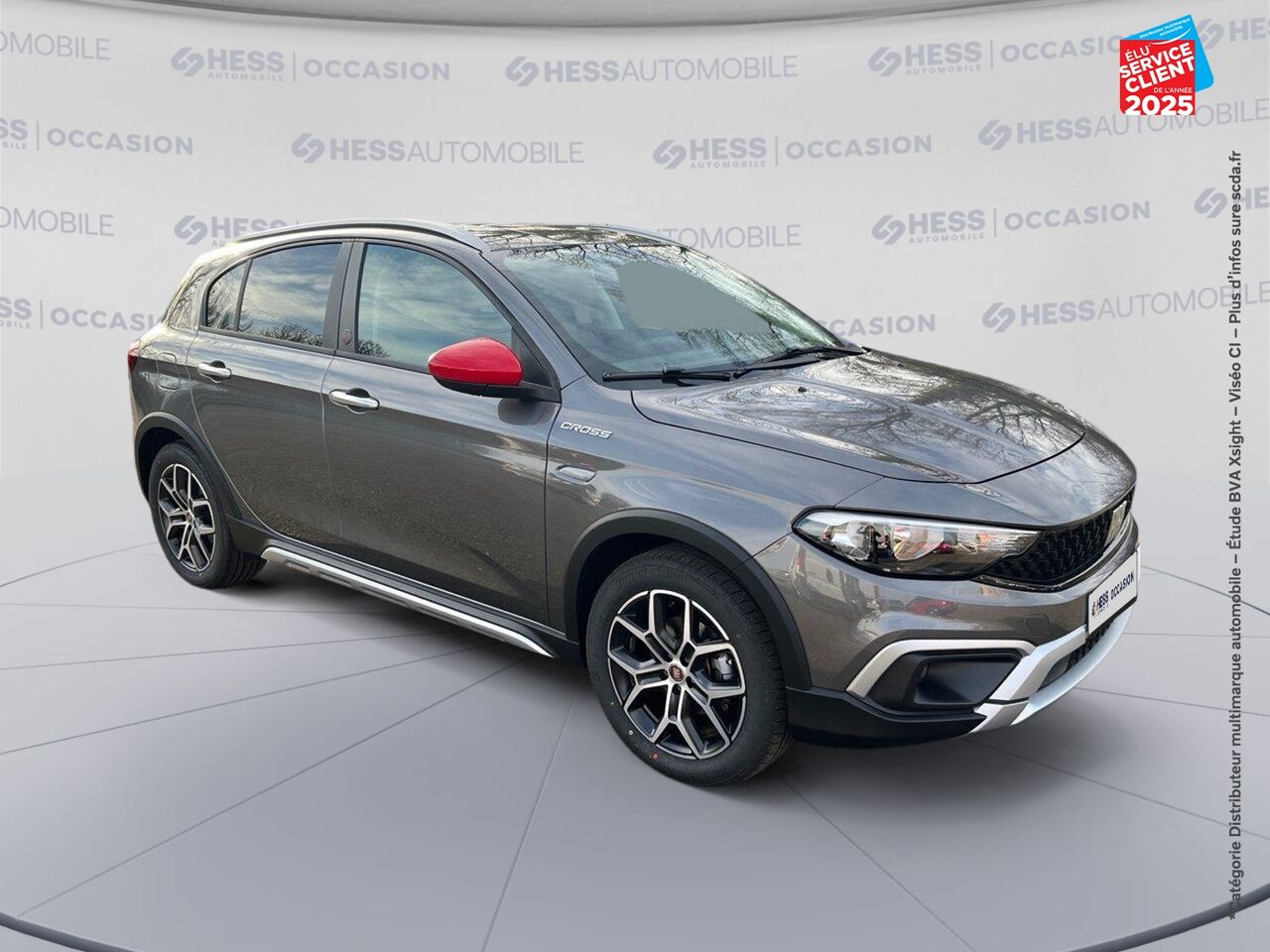 Véhicule d'occasion FIAT TIPO CROSS 1.5 FIREFLY TURBO 130CH S/S RED HYBRID DCT7 MY22 CARPLAY chez Toyota Thionville
