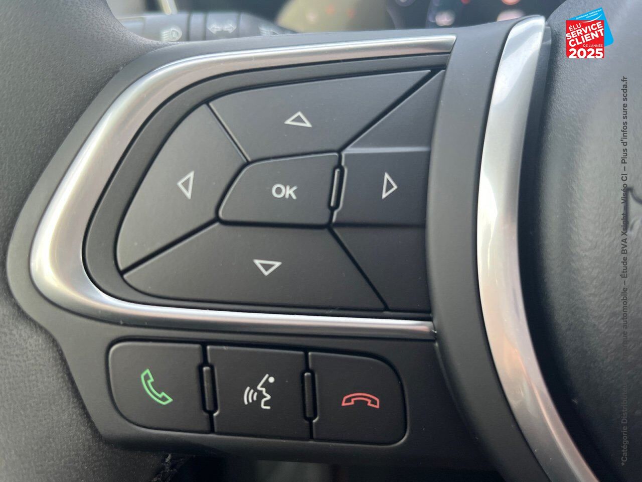Véhicule d'occasion FIAT TIPO CROSS 1.5 FIREFLY TURBO 130CH S/S RED HYBRID DCT7 MY22 CARPLAY chez Toyota Thionville