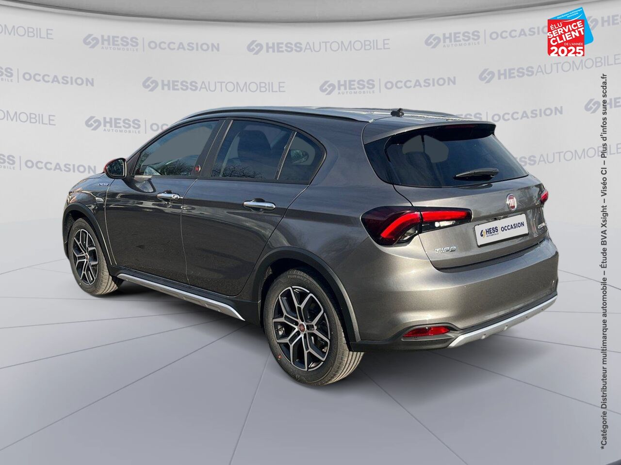 Véhicule d'occasion FIAT TIPO CROSS 1.5 FIREFLY TURBO 130CH S/S RED HYBRID DCT7 MY22 CARPLAY chez Toyota Thionville