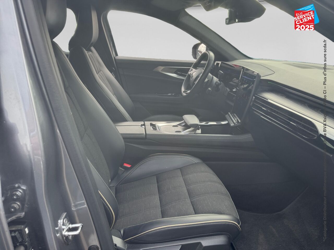 Véhicule d'occasion RENAULT AUSTRAL 1.2 E-TECH FULL HYBRID 200CH ICONIC chez Renault Colmar