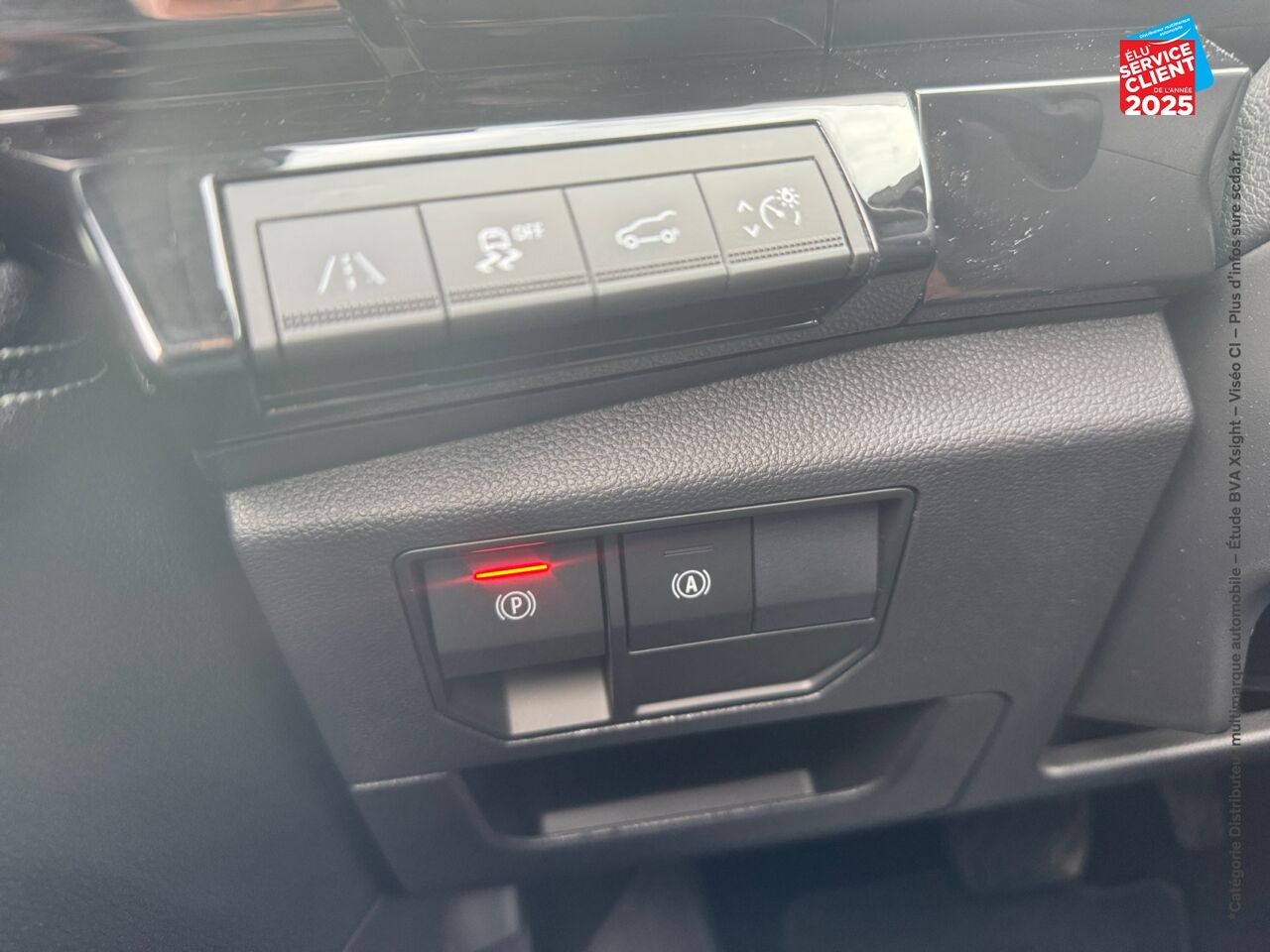 Véhicule d'occasion RENAULT AUSTRAL 1.2 E-TECH FULL HYBRID 200CH ICONIC chez Renault Colmar