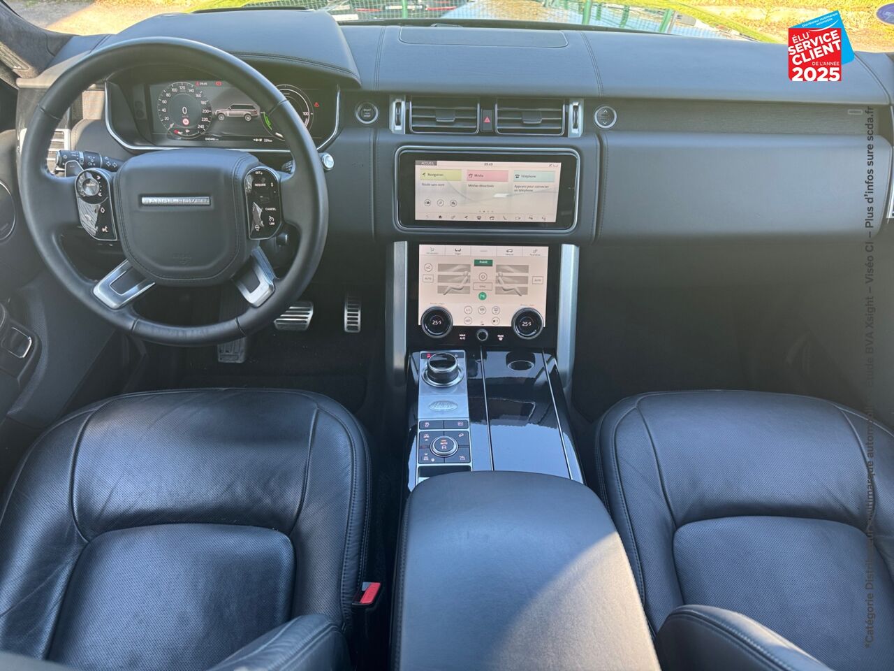 Véhicule d'occasion LAND-ROVER RANGE ROVER 2.0 P400E 404CH AUTOBIOGRAPHY SWB MARK X chez Land Rover Metz